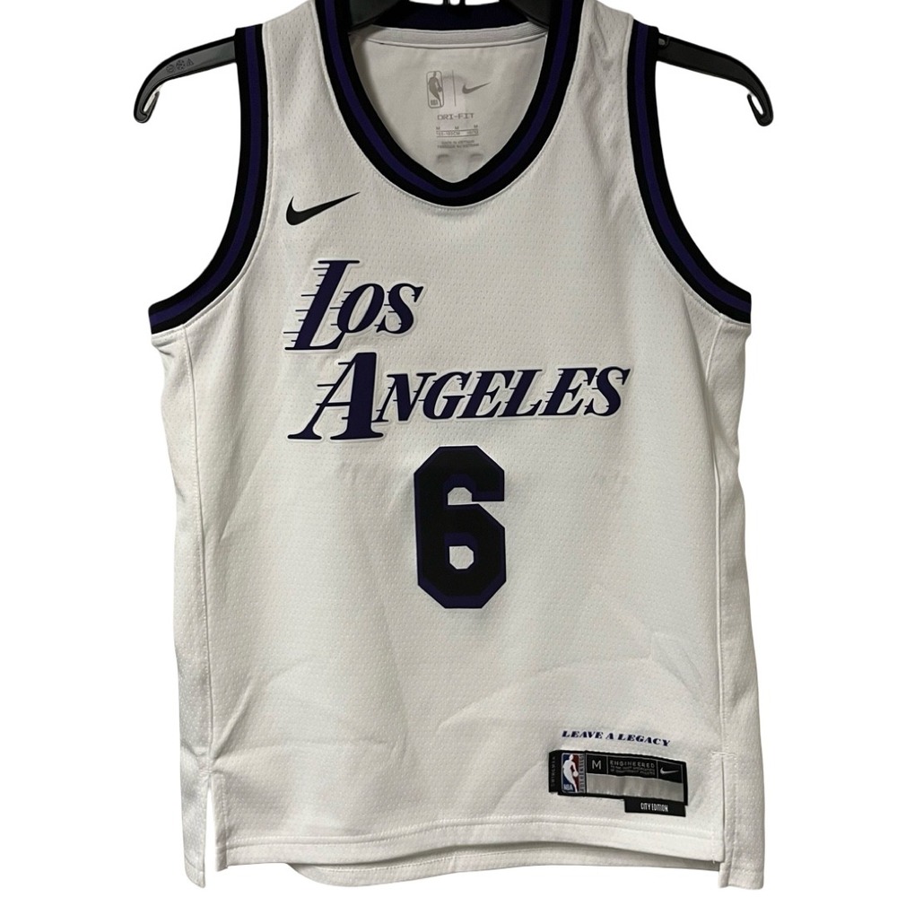 NWOT Nike Swingman LeBron James Lakers #6 City Edition Jersey White Youth Medium
